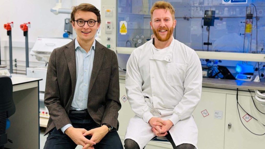 Oxford-based startup A&B Smart Materials laboratory