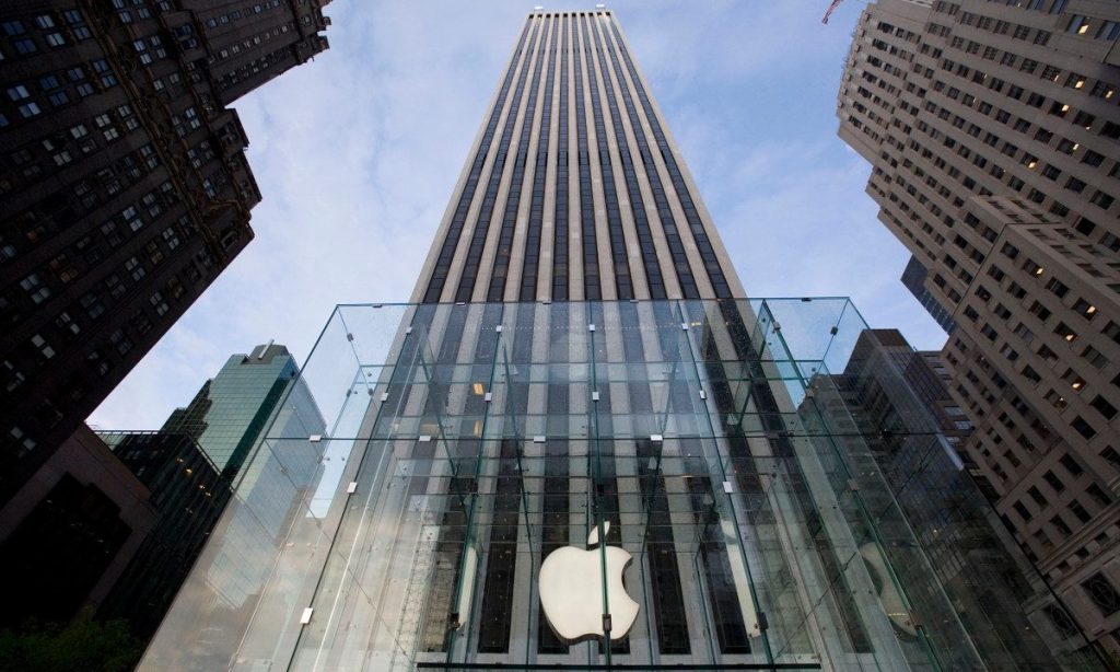 Apple App Store developer agreement update allowing Apple to recoup unpaid commissions and fees from in-app purchase proceeds