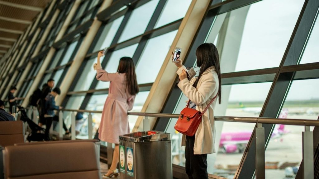Exploring the Future of Travel with AI Insights