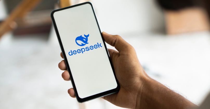 DeepSeek Targets $1.5B Funding Round at $71B Valuation DeepSeek logo and artificial intelligence server infrastructure representing high-tech growth